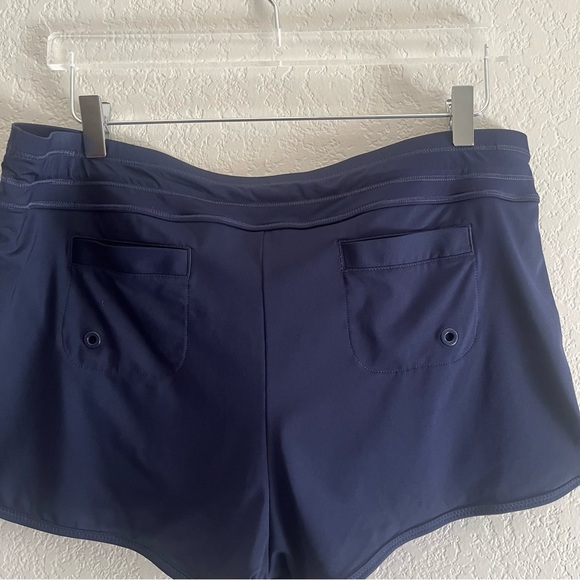 ATHLETA Swim Short Bottom Size Large Dark Blue - Picture 6 of 7